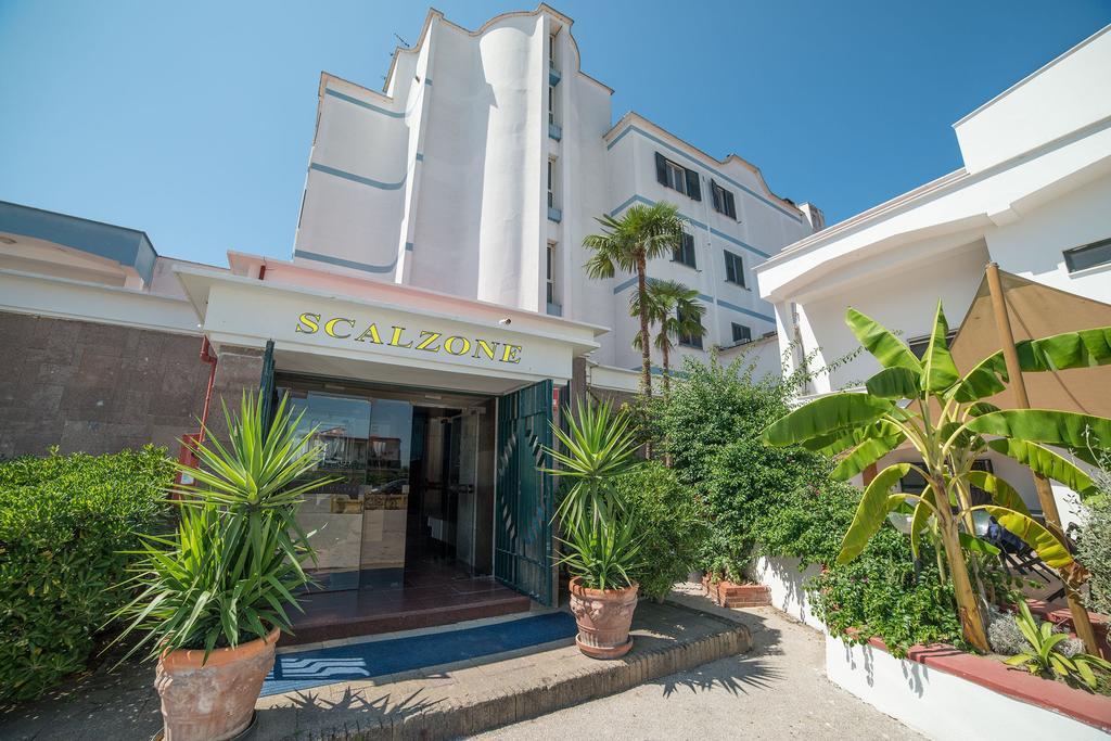 Albergo Scalzone 카스텔볼튜노 외부 사진